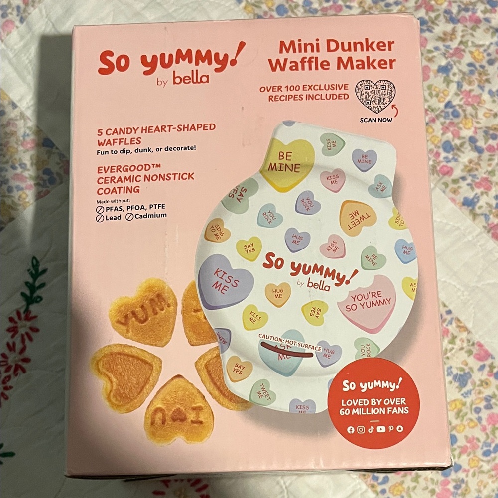 So Yummy! by Bella Mini Dunker Waffle Maker - Multicolor